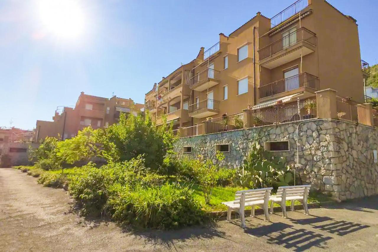 Appartement Bella Vista - By Ligooria à Pietra Ligure Extérieur photo