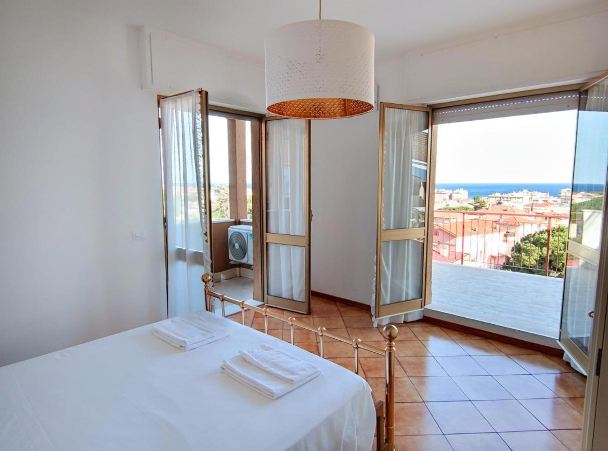 Appartement Bella Vista - By Ligooria à Pietra Ligure Extérieur photo