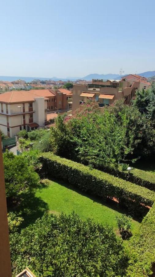 Appartement Bella Vista - By Ligooria à Pietra Ligure Extérieur photo
