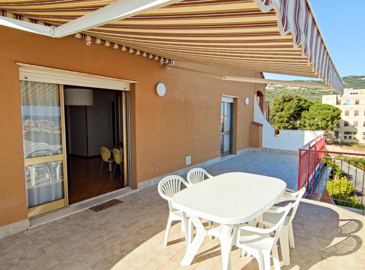 Appartement Bella Vista - By Ligooria à Pietra Ligure Extérieur photo